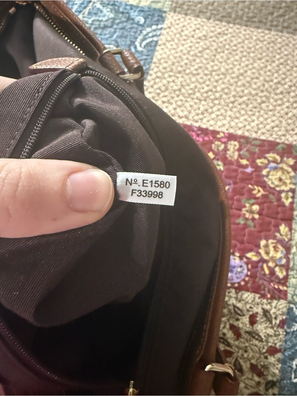 Coach Peyton signature pocket tote - Picture 2 of 7